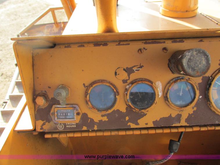 image for item K6632 1986 Case 1450B dozer