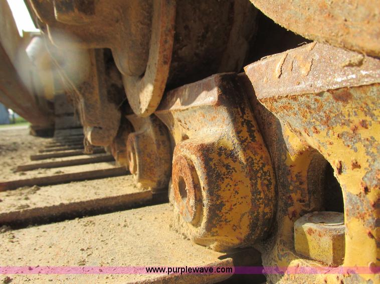 image for item K6633 1972 Caterpillar D7F dozer