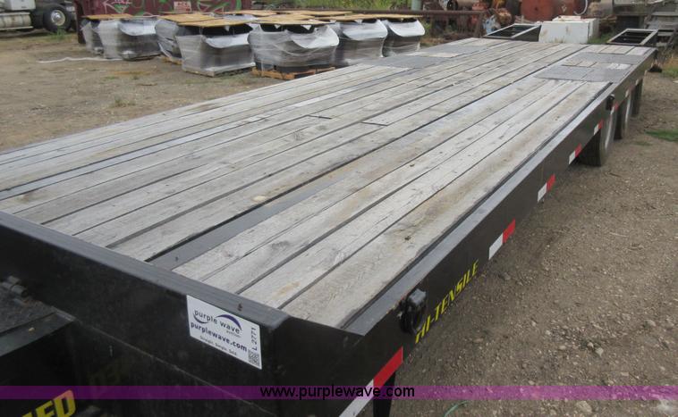 image for item L2771 2014 Big Tex 24ED-24+5 equipment trailer