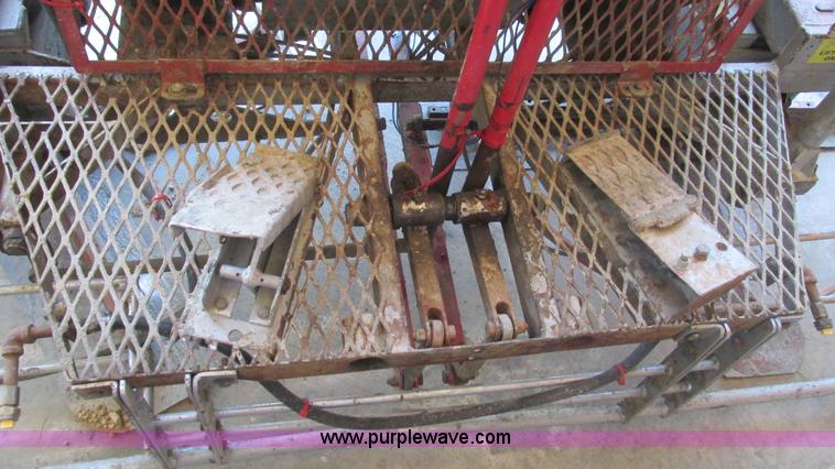 image for item L5276 Razorback HP200 power trowel