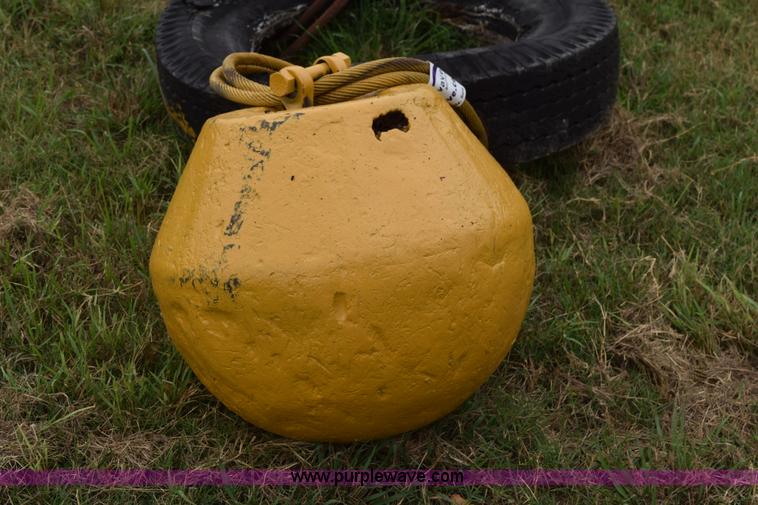 Demolition ball in Greenville, TX Item L5968 sold Purple Wave