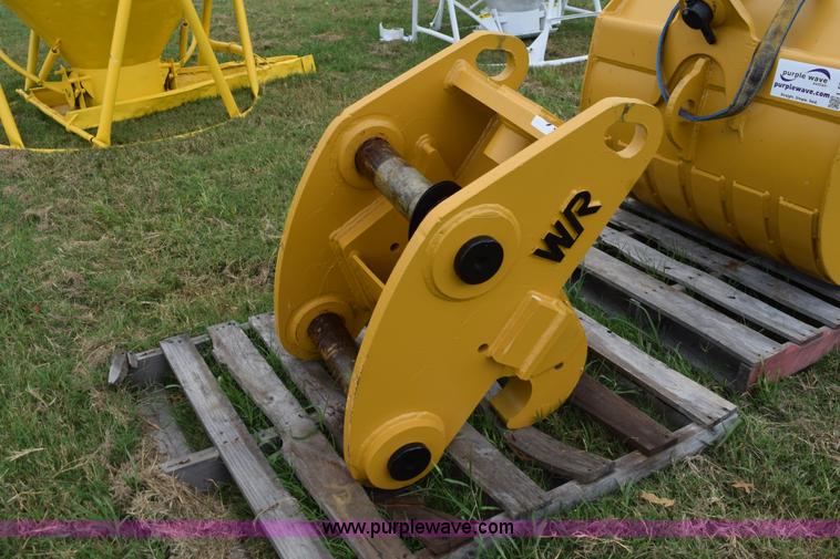 image for item L5970 Wain Roy quick attachment