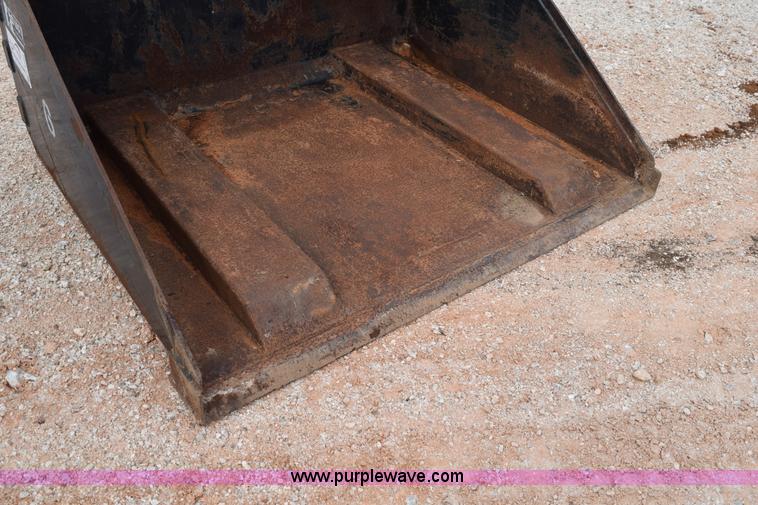 image for item L5984 Star Industries telehandler bucket