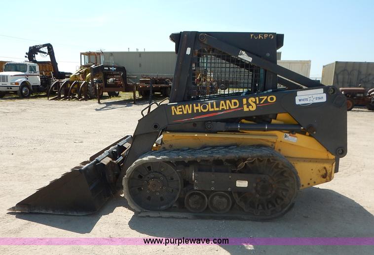 image for item L6288 2002 New Holland LS170 skid steer