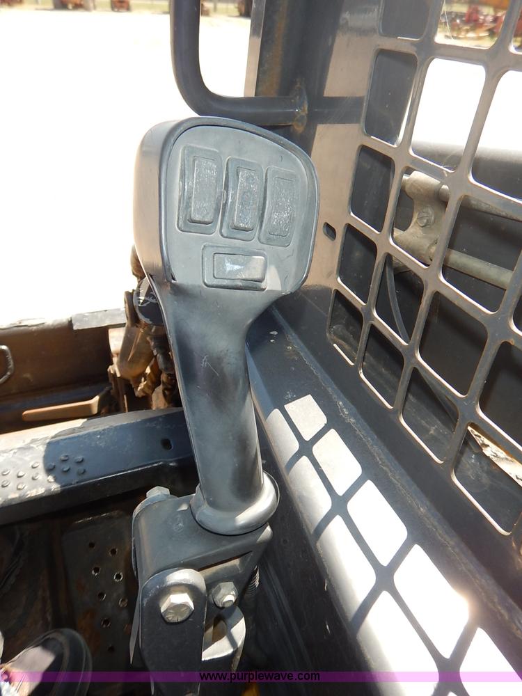 image for item L6288 2002 New Holland LS170 skid steer