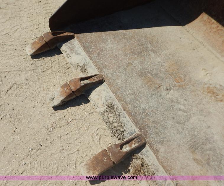 image for item L6288 2002 New Holland LS170 skid steer