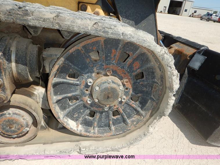 image for item L6288 2002 New Holland LS170 skid steer