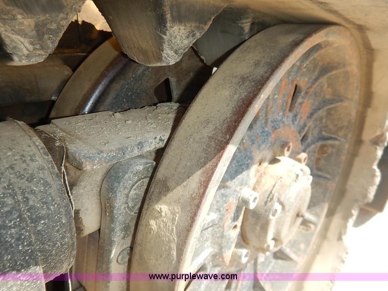 image for item L6288 2002 New Holland LS170 skid steer