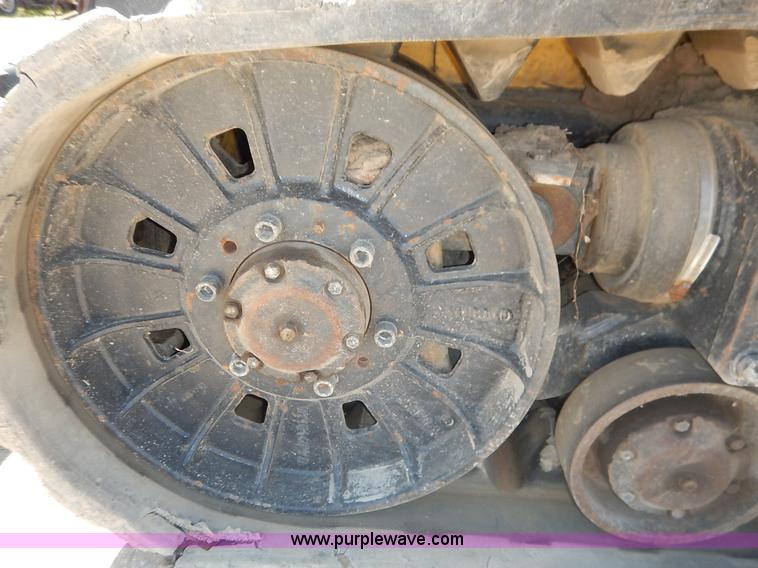 image for item L6288 2002 New Holland LS170 skid steer