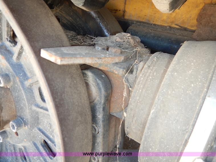 image for item L6288 2002 New Holland LS170 skid steer