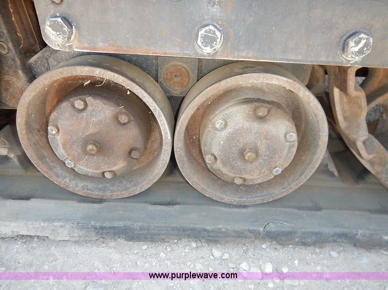 image for item L6288 2002 New Holland LS170 skid steer