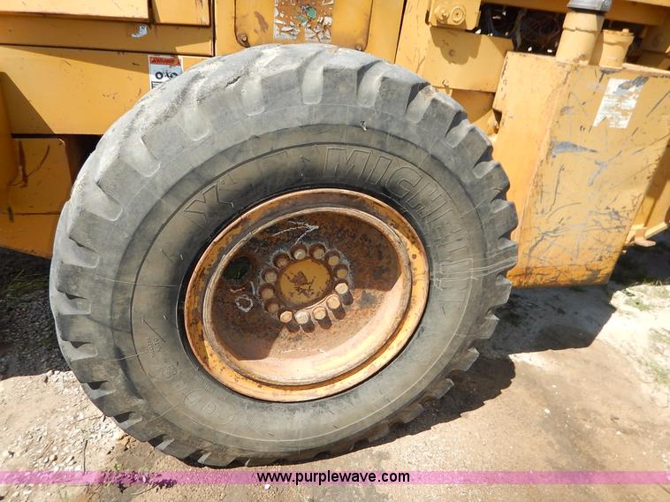 image for item L6291 1997 Kawasaki 65Z IV wheel loader