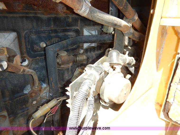 image for item L6291 1997 Kawasaki 65Z IV wheel loader