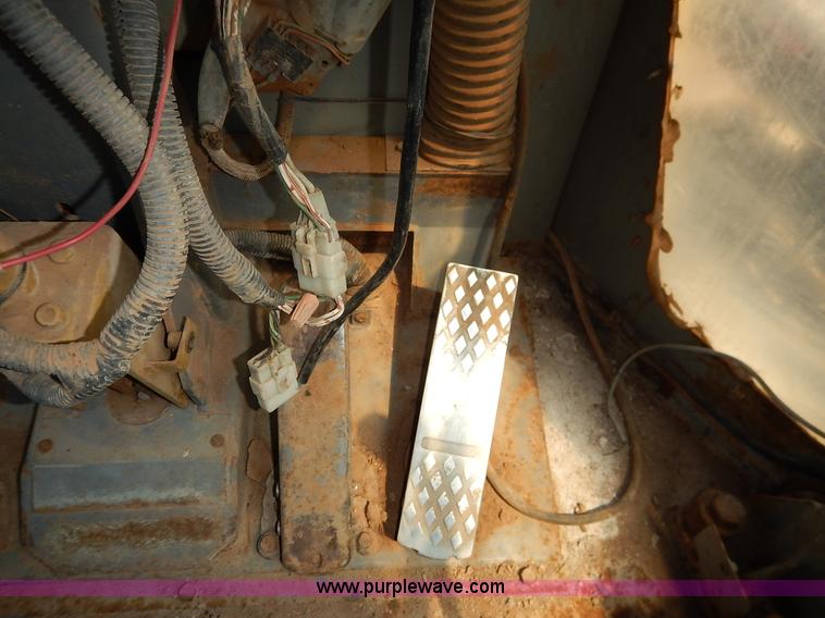 image for item L6291 1997 Kawasaki 65Z IV wheel loader