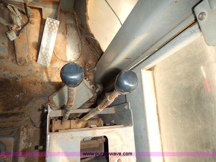 image for item L6291 1997 Kawasaki 65Z IV wheel loader