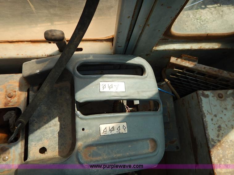 image for item L6291 1997 Kawasaki 65Z IV wheel loader