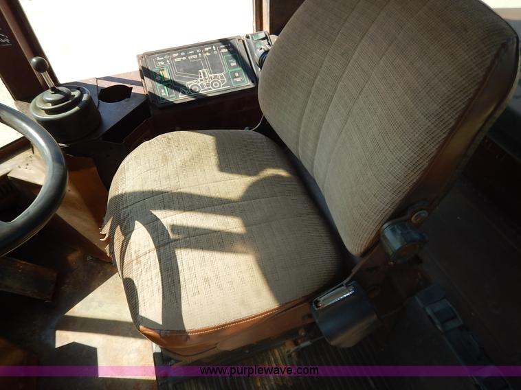 image for item L6297 1989 Case 621 wheel loader