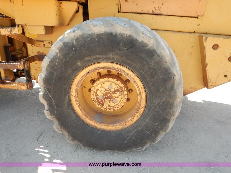 image for item L6297 1989 Case 621 wheel loader