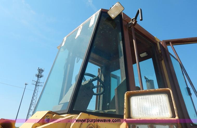 image for item L6297 1989 Case 621 wheel loader