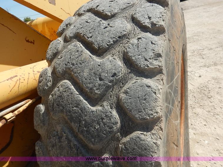 image for item L6297 1989 Case 621 wheel loader