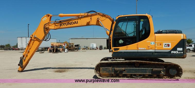 image for item L6298 2012 Hyundai Robex 140LC-9 excavator