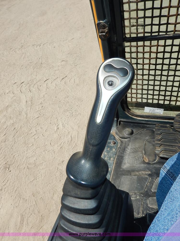 image for item L6298 2012 Hyundai Robex 140LC-9 excavator