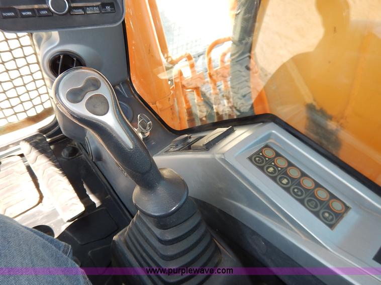 image for item L6298 2012 Hyundai Robex 140LC-9 excavator