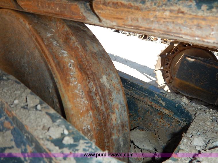 image for item L6298 2012 Hyundai Robex 140LC-9 excavator