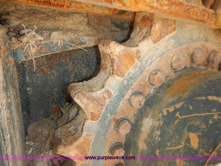 image for item L6298 2012 Hyundai Robex 140LC-9 excavator