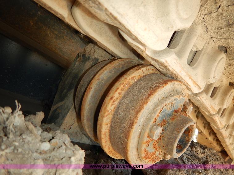 image for item L6298 2012 Hyundai Robex 140LC-9 excavator