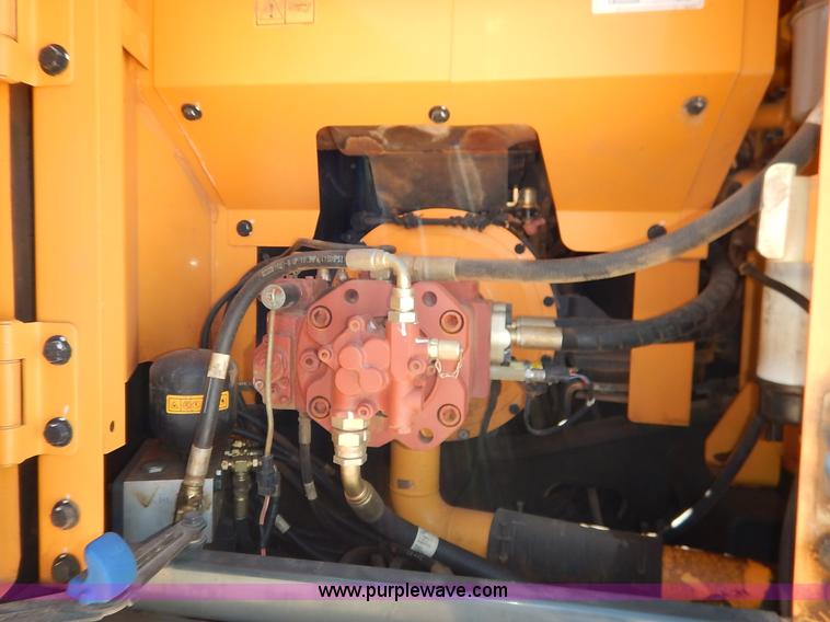 image for item L6298 2012 Hyundai Robex 140LC-9 excavator