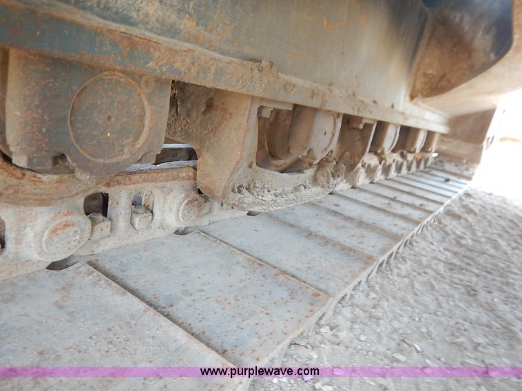 image for item L6298 2012 Hyundai Robex 140LC-9 excavator