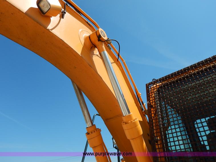 image for item L6298 2012 Hyundai Robex 140LC-9 excavator