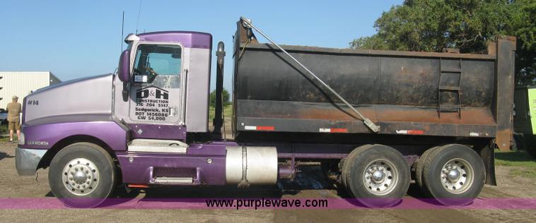 image for item L6311 1995 Kenworth T600 dump truck