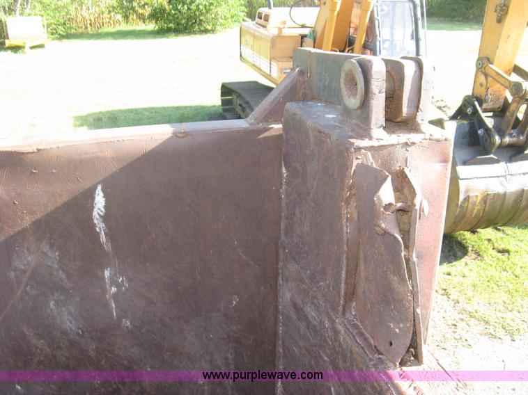 image for item L6311 1995 Kenworth T600 dump truck