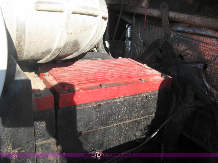 image for item L6311 1995 Kenworth T600 dump truck