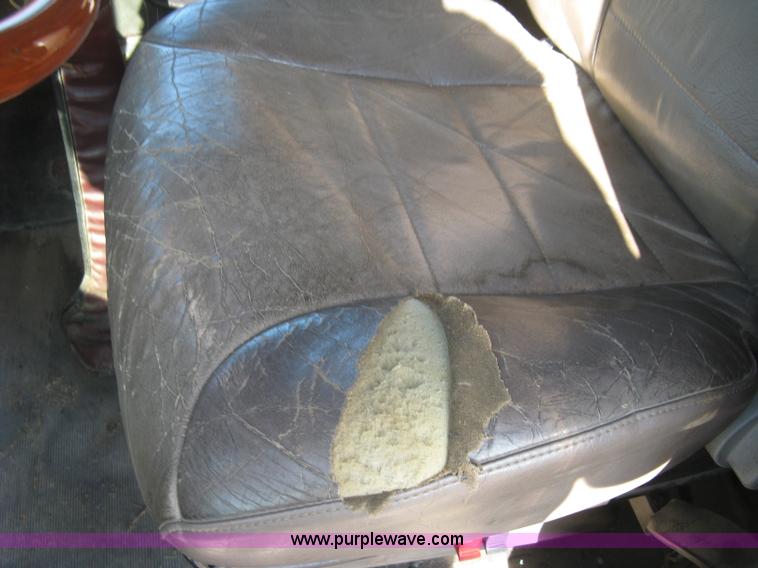 image for item L6311 1995 Kenworth T600 dump truck