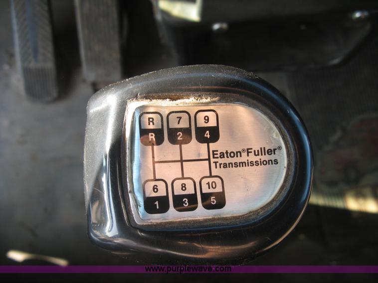 image for item L6311 1995 Kenworth T600 dump truck