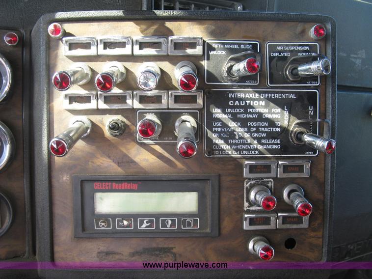 image for item L6311 1995 Kenworth T600 dump truck