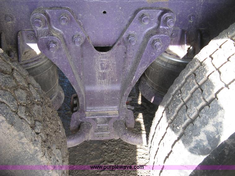 image for item L6311 1995 Kenworth T600 dump truck