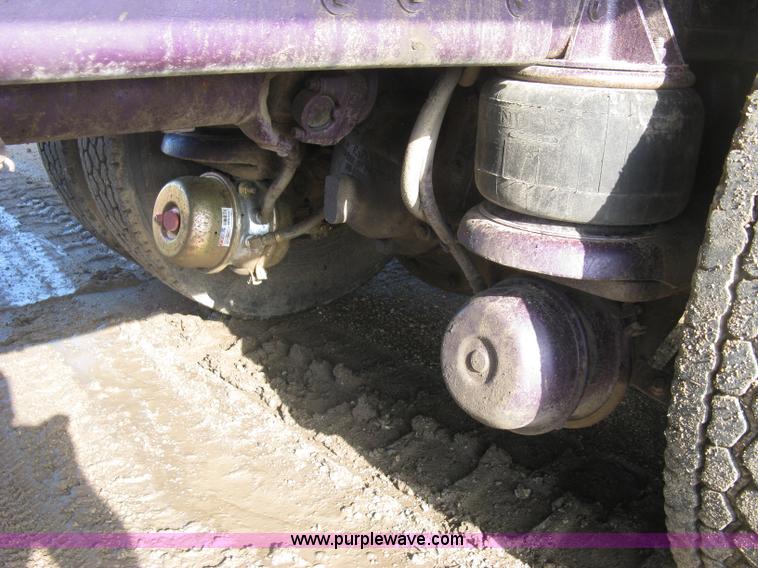 image for item L6311 1995 Kenworth T600 dump truck