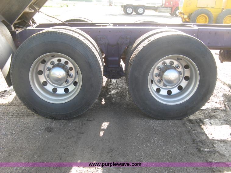 image for item L6311 1995 Kenworth T600 dump truck