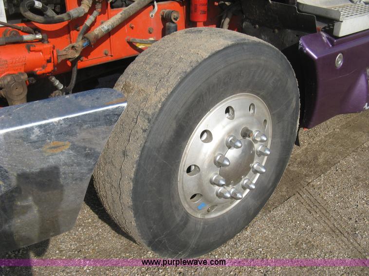 image for item L6311 1995 Kenworth T600 dump truck