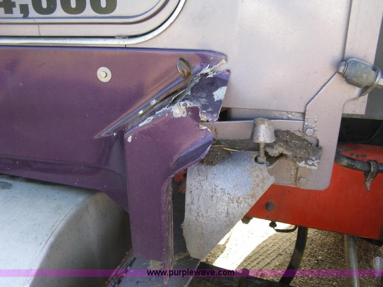 image for item L6311 1995 Kenworth T600 dump truck