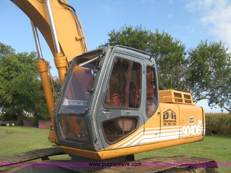 image for item L6312 2000 Case 9040B excavator