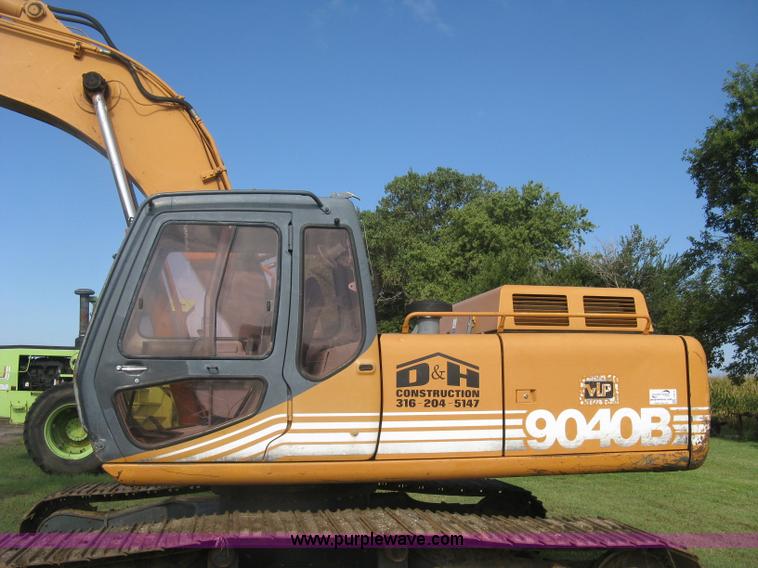 image for item L6312 2000 Case 9040B excavator