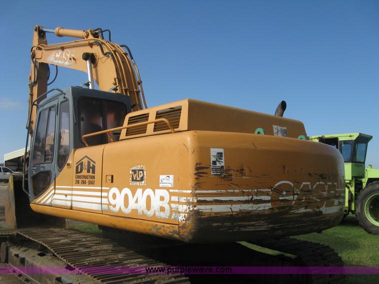 image for item L6312 2000 Case 9040B excavator
