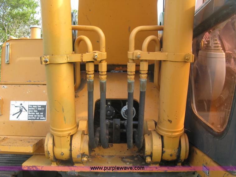 image for item L6312 2000 Case 9040B excavator
