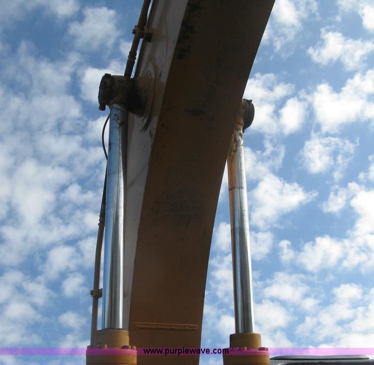 image for item L6312 2000 Case 9040B excavator