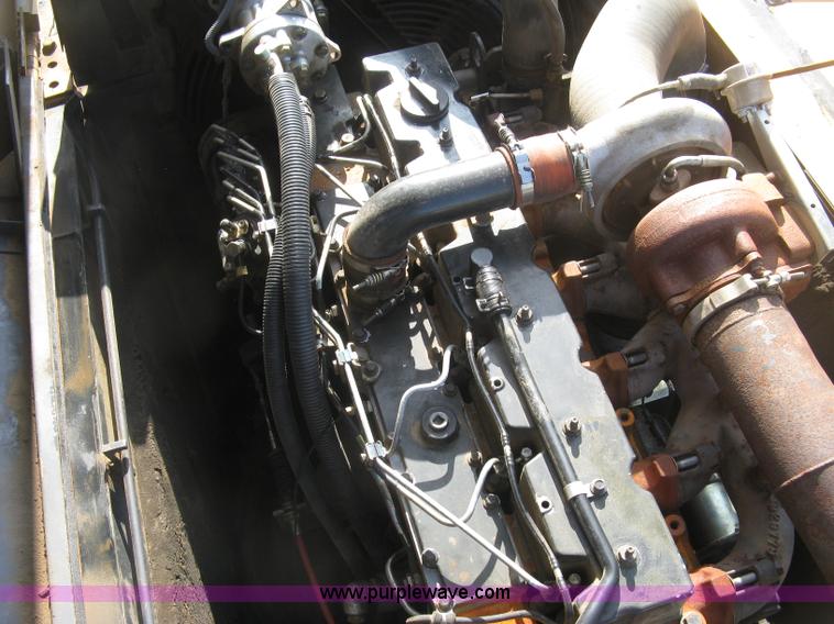 image for item L6312 2000 Case 9040B excavator